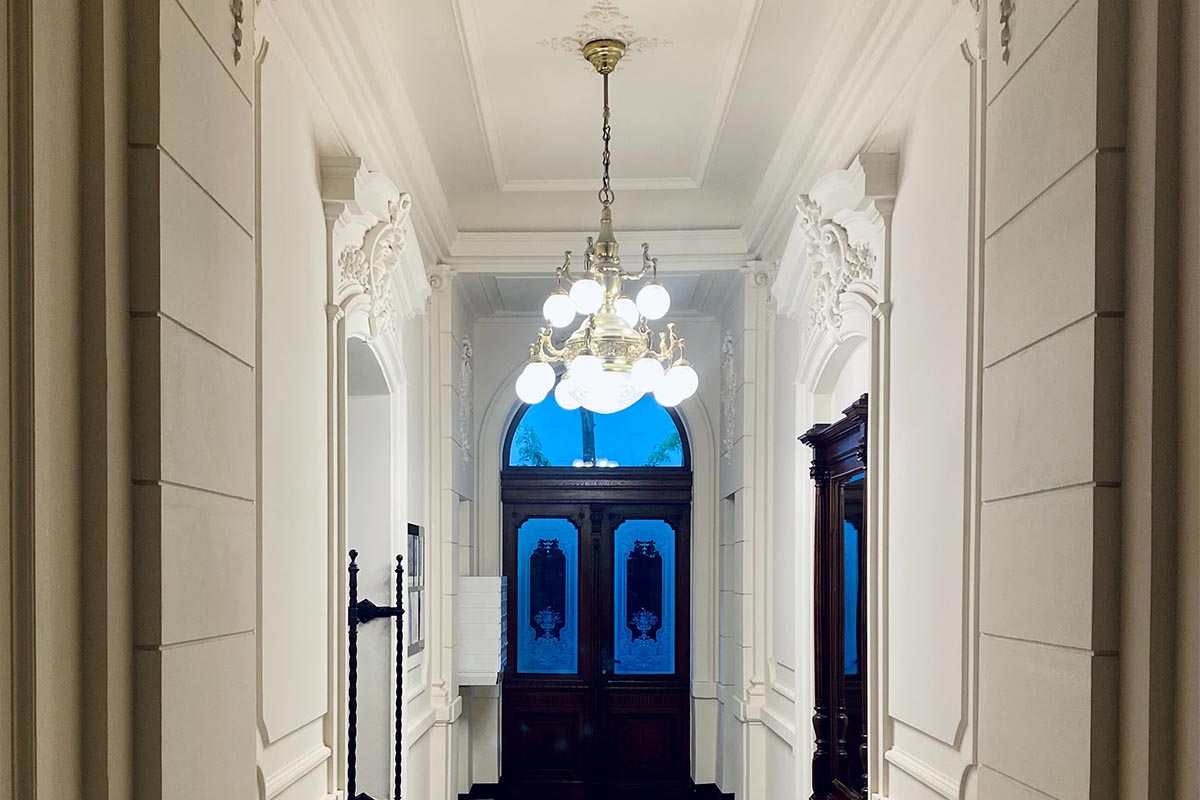 Iluminare hol - lustra, iluminat hol, corpuri iluminat, led-zone.ro