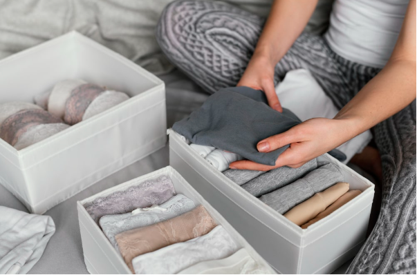 Amenajare garsoniera, depozitare, maini, cutii - led-zone.ro