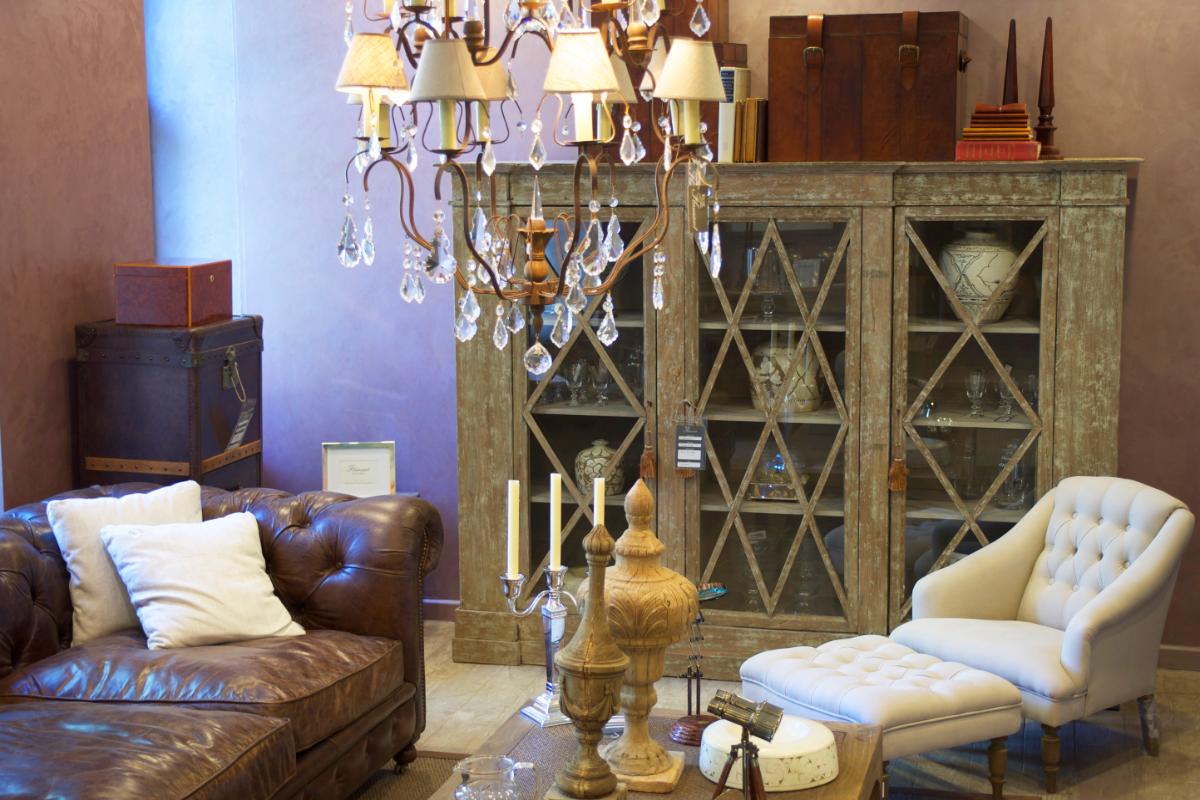 Beciuri rustice, candelabru, canapea, fotoliu - led-zone.ro