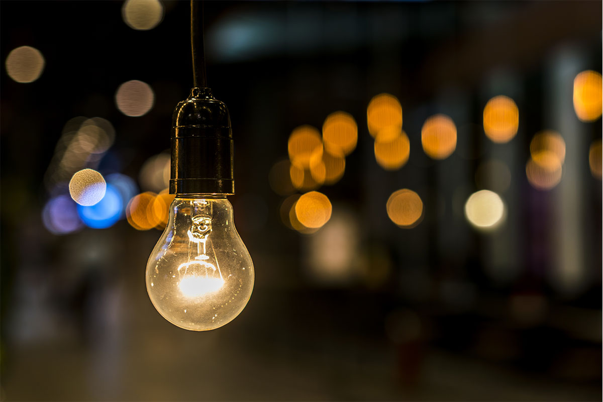 Iluminatul electric – istoria acestuia și cum s-a dezvoltat până în prezent