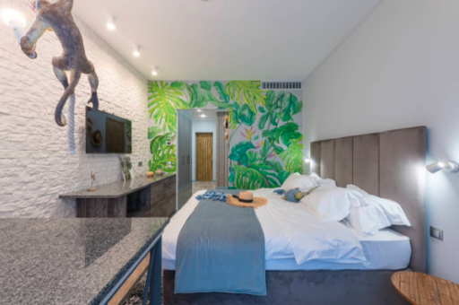 Caracteristici ale dormitorului accentuate prin iluminat