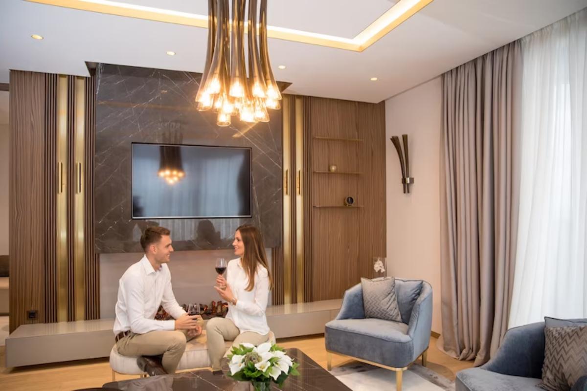 Iluminarea livingului: idei, modele şi sfaturi practice pentru o iluminare modernă a unui living