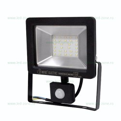 Proiector LED 30W Slim Senzor SMD PUMAS