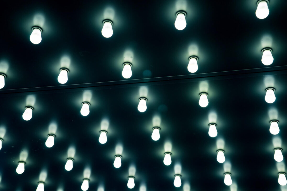 Cele mai bune becuri LED - ledzone.ro