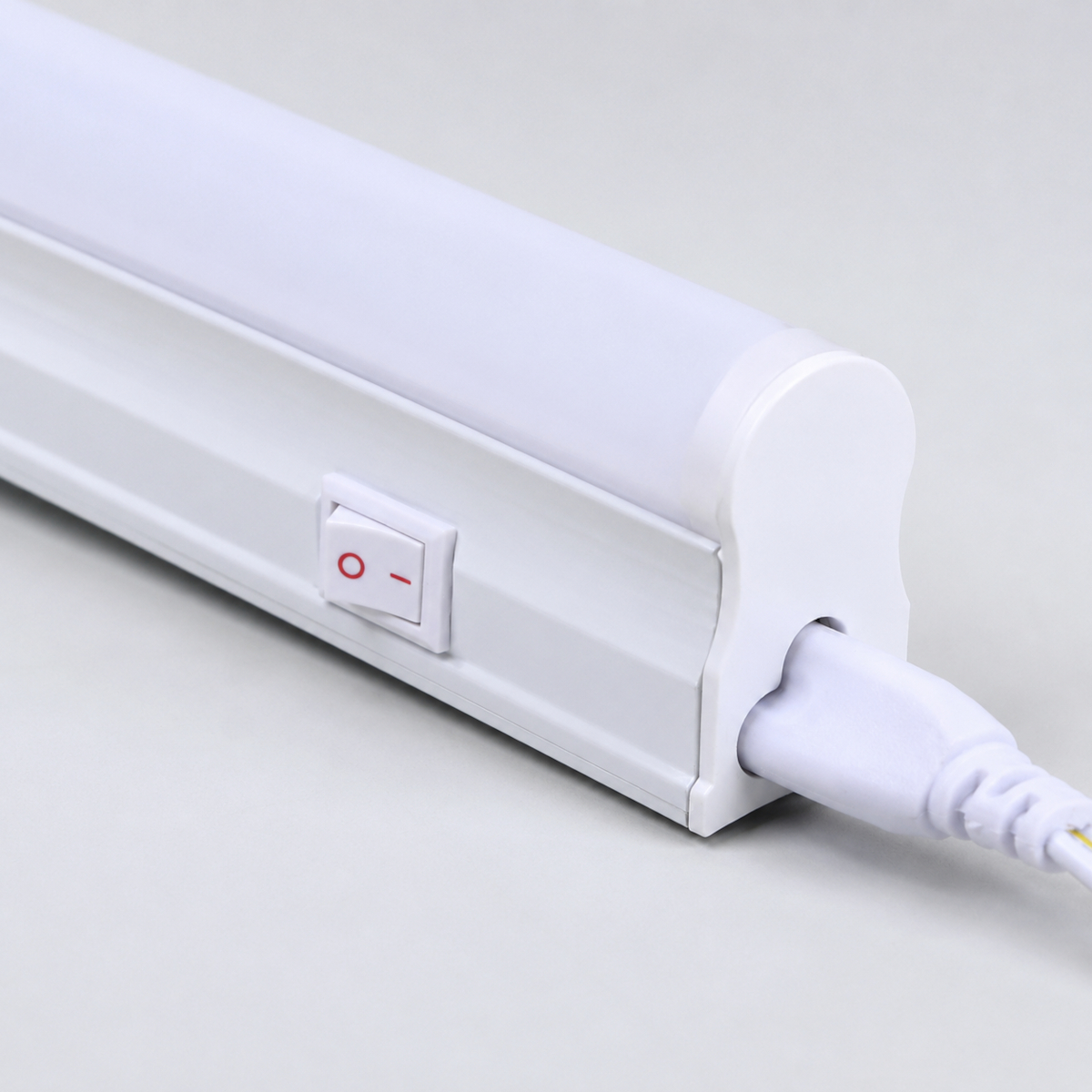 tub-led-t5-18w-120cm-mat-suport-inclus-cu-intrerupator-sn1 Tub LED T5 18W 120cm Mat Suport Inclus cu Intrerupator - imagine 1